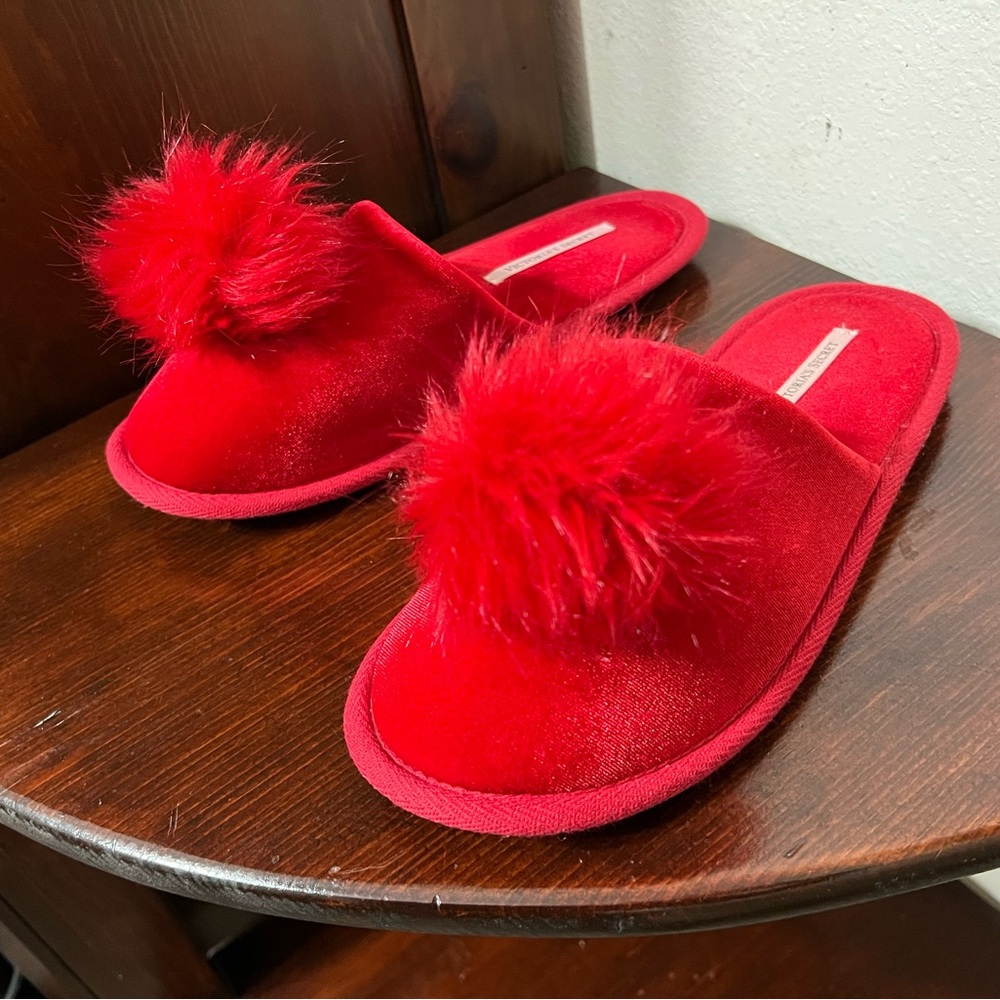 Victoria's Secret Pompom Fluffy Slippers Red Color Medium Size